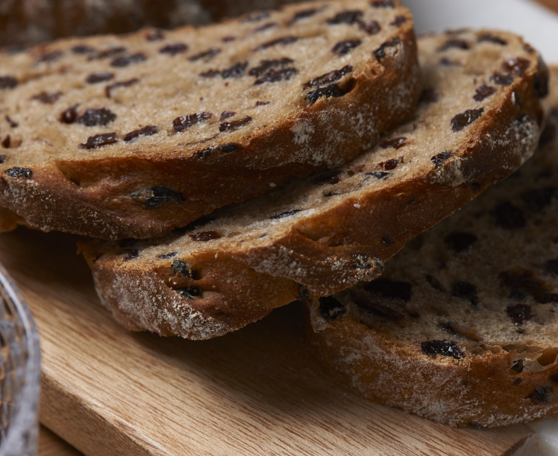 Ouderwets krentenbrood 3
