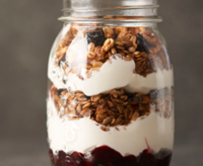 Steensma Granola5396.jpg